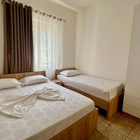 Apartament Seaside Family 2 *